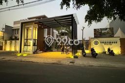 Rumah Luxury Modern Tanpa Renovasi di Lebak Bulus Jakarta Selatan Rumah Luxury Modern Tanpa Renovasi di Lebak Bulus Jakarta Selatan