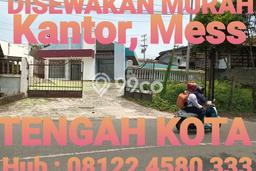 Disewakan Rumah Konsep Minimalis di Balikpapan Tengah Balikpapan dengan 5 Kamar Disewakan Rumah Konsep Minimalis di Balikpapan Tengah Balikpapan dengan 5 Kamar