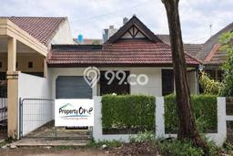 Dijual Rumah Premium dengan Fasilitas Sekitar Komplit di BSD, Tangerang Selatan Dijual Rumah Premium dengan Fasilitas Sekitar Komplit di BSD, Tangerang Selatan