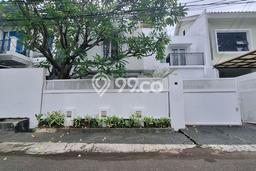 Siap Huni Hunian Elit 3 Kamar di Kebayoran Baru Dekat ke Mana Saja Siap Huni Hunian Elit 3 Kamar di Kebayoran Baru Dekat ke Mana Saja
