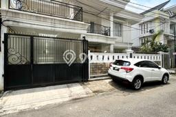 Rumah Eksklusif Dijual LT 313m2 di Tebet, Jakarta Selatan Rumah Eksklusif Dijual LT 313m2 di Tebet, Jakarta Selatan