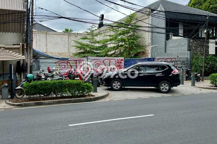 Tanah di Kebayoran Baru, Jakarta Selatan Luas 349m2 Dijual Segera Tanah di Kebayoran Baru, Jakarta Selatan Luas 349m2 Dijual Segera