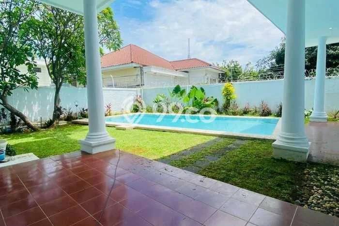 Rumah Sewa Jakarta Selatan LT 850m2 LB 550m2 Kawasan Pejaten Rumah Sewa Jakarta Selatan LT 850m2 LB 550m2 Kawasan Pejaten