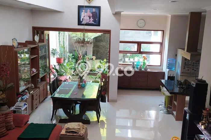 Dijual Hunian Mewah dengan Fasilitas Sekitar Komplit di Antapani, Bandung Dijual Hunian Mewah dengan Fasilitas Sekitar Komplit di Antapani, Bandung