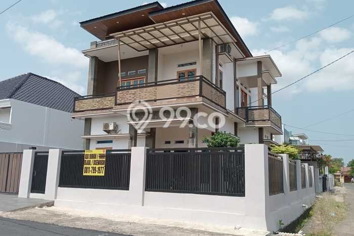 Dijual Cepat Rumah Favorit Siap Huni LB 3000m2 di Metro Pusat, Metro Dijual Cepat Rumah Favorit Siap Huni LB 3000m2 di Metro Pusat, Metro