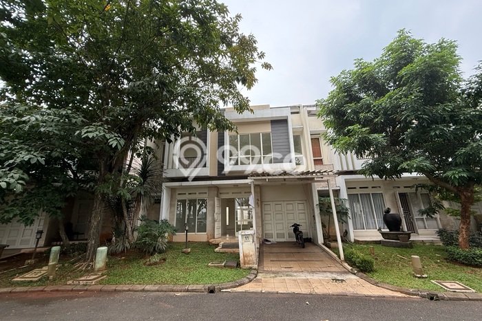 Dijual Rumah Luas Elegan Dengan View Cantik di Gading Serpong, Tangerang Dijual Rumah Luas Elegan Dengan View Cantik di Gading Serpong, Tangerang