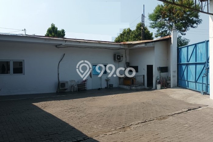 Unit Komersial Dijual di Gayamsari Semarang 400m2 Unit Komersial Dijual di Gayamsari Semarang 400m2