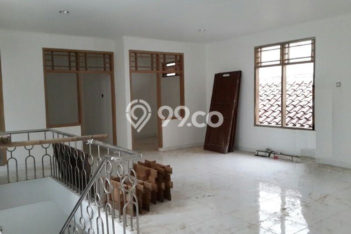 Rumah Modern 7 KT di Jatiwarna Bekasi Semi Furnished Rumah Modern 7 KT di Jatiwarna Bekasi Semi Furnished