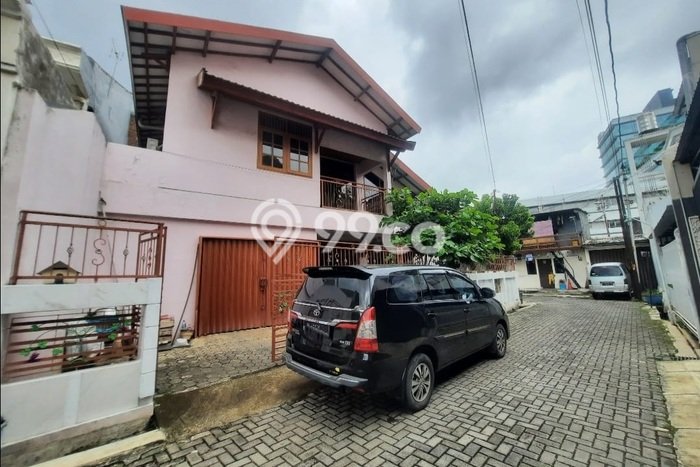 Rumah Cantik Siap Pakai Di Semarang Tengah Luas 140m2 Lokasi Strategis Rumah Cantik Siap Pakai Di Semarang Tengah Luas 140m2 Lokasi Strategis
