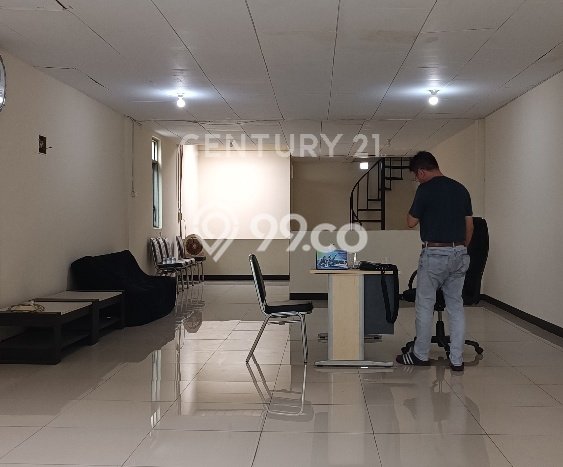 Ruko Dijual di Bandung LT 100m2 & LB 270m2 Lokasi Terbaik! Ruko Dijual di Bandung LT 100m2 & LB 270m2 Lokasi Terbaik!