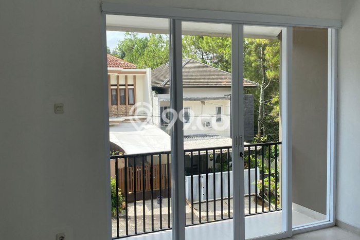 Rumah Modern 3 Kamar LT 100m2 di Ciwaruga Rumah Modern 3 Kamar LT 100m2 di Ciwaruga