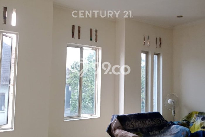 Ruko Usaha Dijual di Lengkong Bandung LT 150m2 & LB 450m2 Ruko Usaha Dijual di Lengkong Bandung LT 150m2 & LB 450m2
