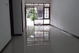Dijual Hunian Rumah Terawat 4 Kamar di Taman Kopo Indah, Bandung Dijual Hunian Rumah Terawat 4 Kamar di Taman Kopo Indah, Bandung