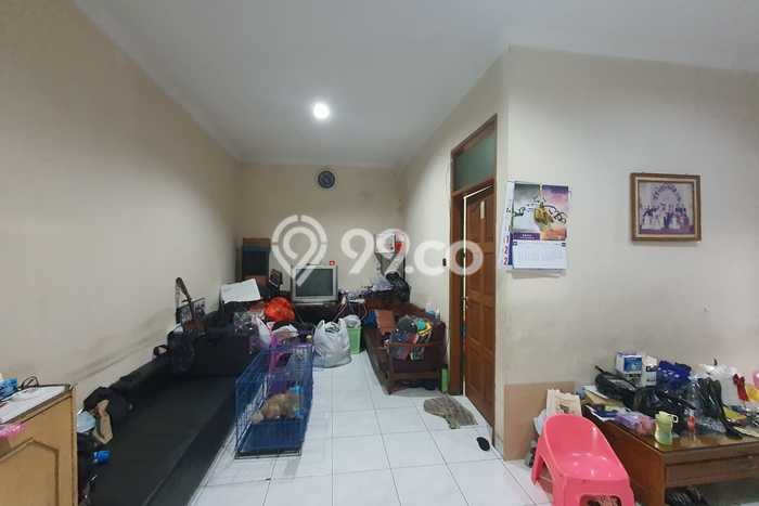 Jual Rumah Bagus Siap Huni LB 150m2 di Astanaanyar, Bandung Jual Rumah Bagus Siap Huni LB 150m2 di Astanaanyar, Bandung