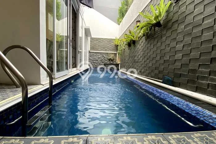 Lokasi terbaik! Rumah siap huni disewakan di Menteng LB 500m2 Lokasi terbaik! Rumah siap huni disewakan di Menteng LB 500m2