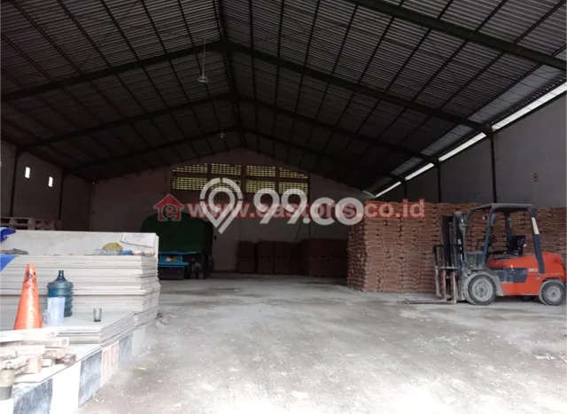 Gudang Disewa di Purwokerto Selatan, Banyumas, LT 1805m2 / LB 1089m2 Gudang Disewa di Purwokerto Selatan, Banyumas, LT 1805m2 / LB 1089m2