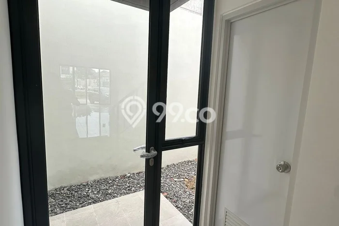 Disewakan Ruko di Kawasan Ramai Gading Serpong Luas 124m2 Disewakan Ruko di Kawasan Ramai Gading Serpong Luas 124m2
