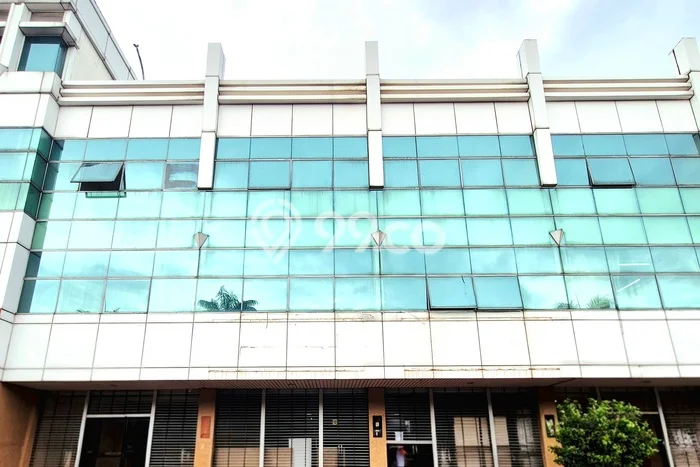 Ruko untuk Disewa di Pusat Jakarta Barat Luas Bangunan 450m2 Ruko untuk Disewa di Pusat Jakarta Barat Luas Bangunan 450m2