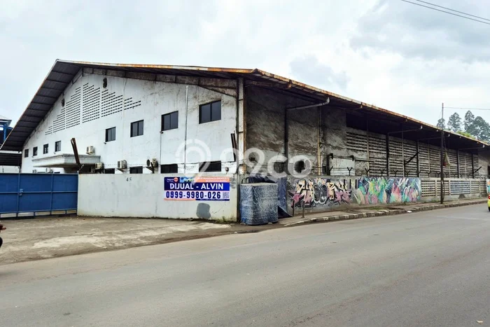 Unit Gudang Dijual di Tangerang LT 4000m2 & LB 3640m2 Unit Gudang Dijual di Tangerang LT 4000m2 & LB 3640m2