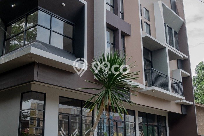 Lokasi Strategis! Dijual Ruko Bisnis di Ciputat, Tangerang Selatan Kondisi Baik Lokasi Strategis! Dijual Ruko Bisnis di Ciputat, Tangerang Selatan Kondisi Baik