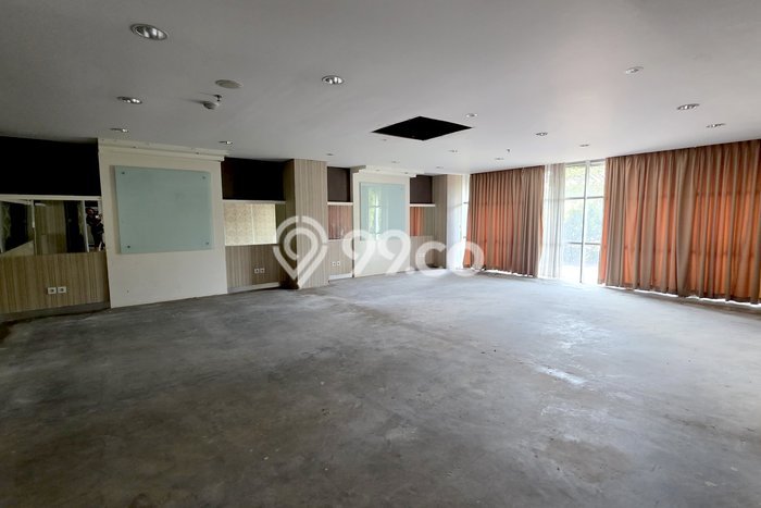 Ruko Dijual di Menteng Jakarta Pusat dengan LB 2252m2 Ruko Dijual di Menteng Jakarta Pusat dengan LB 2252m2