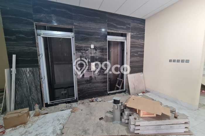Untuk Dijual! Ruko di TB Simatupang Jakarta Selatan LT 965m2 / LB 4000m2 Kawasan Bisnis Untuk Dijual! Ruko di TB Simatupang Jakarta Selatan LT 965m2 / LB 4000m2 Kawasan Bisnis
