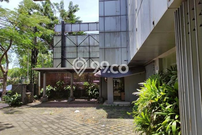 Ruko Dijual di Prime Area Surabaya Luas 500m2 Ruko Dijual di Prime Area Surabaya Luas 500m2