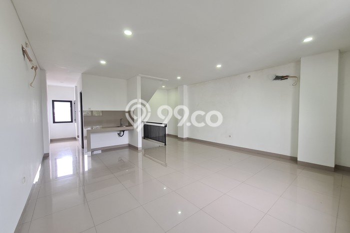 Unit Ruko Dijual di Jakarta Selatan LT 74m2 & LB 290m2 Unit Ruko Dijual di Jakarta Selatan LT 74m2 & LB 290m2