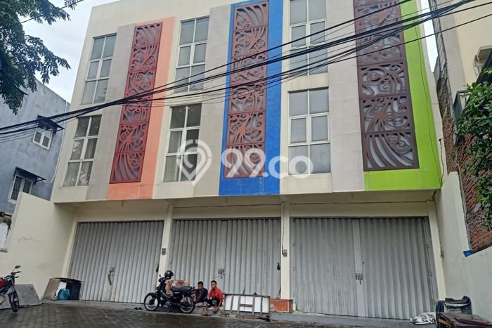 Ruko Paling Dicari LB 230m2 Dijual di Tambaksari Ruko Paling Dicari LB 230m2 Dijual di Tambaksari