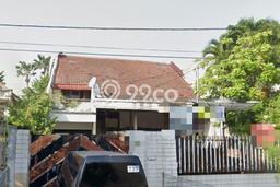 For Sale! Premium House LT 634m2 Desain Elegan di Surabaya Kota For Sale! Premium House LT 634m2 Desain Elegan di Surabaya Kota