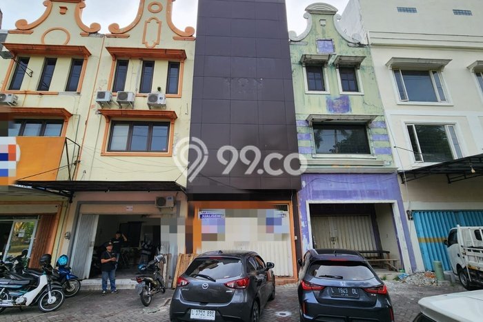 Dijual! Ruko di Mayjen Sungkono Surabaya LT 68m2 / LB 220m2 Kawasan Strategis Dijual! Ruko di Mayjen Sungkono Surabaya LT 68m2 / LB 220m2 Kawasan Strategis