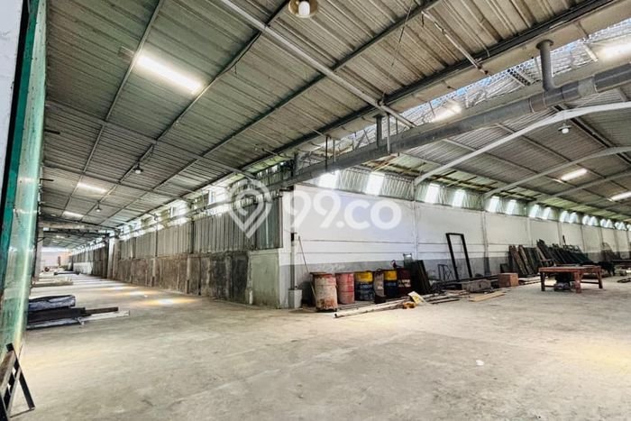 FOR RENT! Gudang di Margomulyo Cocok untuk Bisnis 5900m2 FOR RENT! Gudang di Margomulyo Cocok untuk Bisnis 5900m2