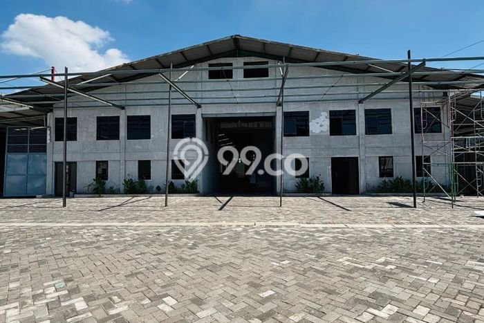 FOR RENT! Gudang di Margomulyo Cocok untuk Bisnis 5900m2 FOR RENT! Gudang di Margomulyo Cocok untuk Bisnis 5900m2