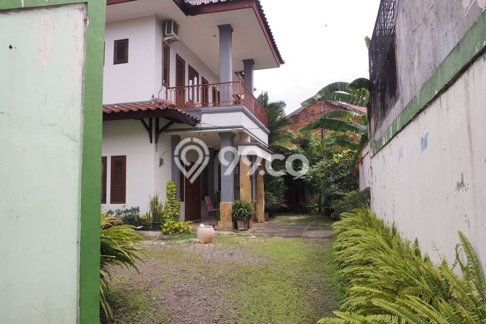 Ready to Use! Premium House LT 494m2 Desain Elegan di Tanjung Barat Ready to Use! Premium House LT 494m2 Desain Elegan di Tanjung Barat