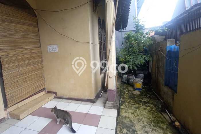 FOR SALE! Pabrik di Kramat Jati Jakarta Timur, LT 176m2, LB 184m2 FOR SALE! Pabrik di Kramat Jati Jakarta Timur, LT 176m2, LB 184m2