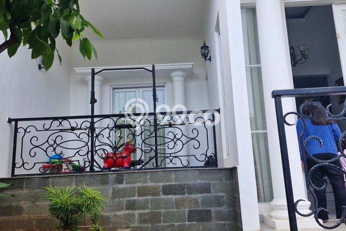 Rumah Mewah Dijual LT 219m2 di Kebayoran Baru, Jakarta Selatan Rumah Mewah Dijual LT 219m2 di Kebayoran Baru, Jakarta Selatan