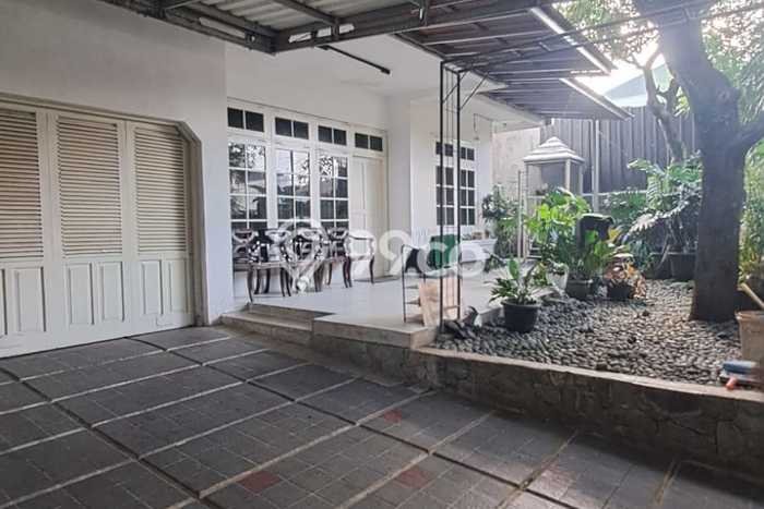 Siap Huni Hunian Elit 5 Kamar di Cinere Dekat ke Mana Saja Siap Huni Hunian Elit 5 Kamar di Cinere Dekat ke Mana Saja