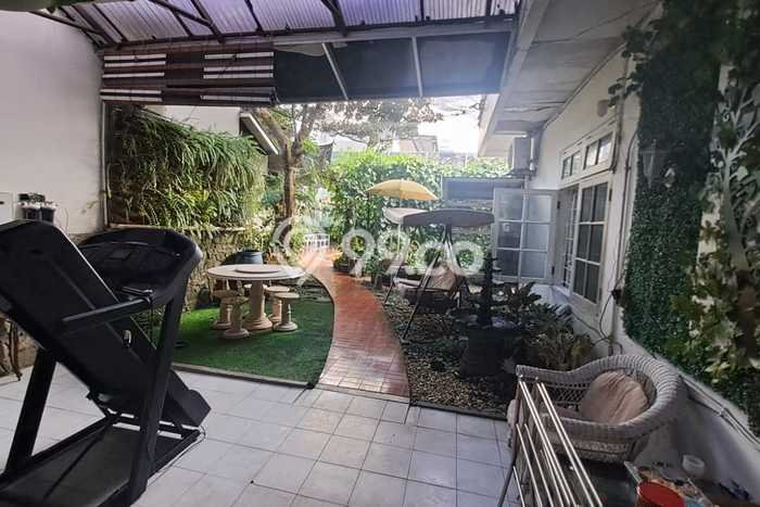 Siap Huni Hunian Elit 5 Kamar di Cinere Dekat ke Mana Saja Siap Huni Hunian Elit 5 Kamar di Cinere Dekat ke Mana Saja