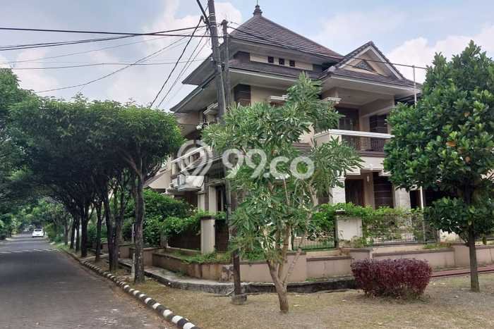 Rumah Luxury Modern Siap Huni di Kemang Pratama Bekasi Rumah Luxury Modern Siap Huni di Kemang Pratama Bekasi