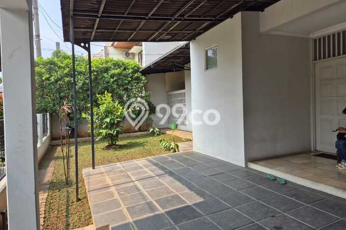 Rumah Luxury Modern Tanpa Renovasi di Kemang Pratama Bekasi Rumah Luxury Modern Tanpa Renovasi di Kemang Pratama Bekasi