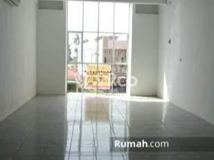 Ruko untuk disewa di Bukit Raya punya LT 170m2 & LB 280m2 harga sewa kompetitif Ruko untuk disewa di Bukit Raya punya LT 170m2 & LB 280m2 harga sewa kompetitif