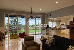 Rumah Area Strategis di Pantai Indah Kapuk, Jakarta Utara, LT 250m² Bangunan 625m² Rumah Area Strategis di Pantai Indah Kapuk, Jakarta Utara, LT 250m² Bangunan 625m²