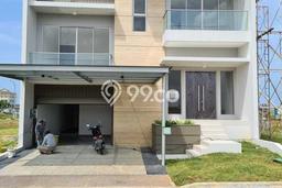 INVESTASI TEPAT! Rumah di Pantai Indah Kapuk, Luas 200m² LB 297m² INVESTASI TEPAT! Rumah di Pantai Indah Kapuk, Luas 200m² LB 297m²