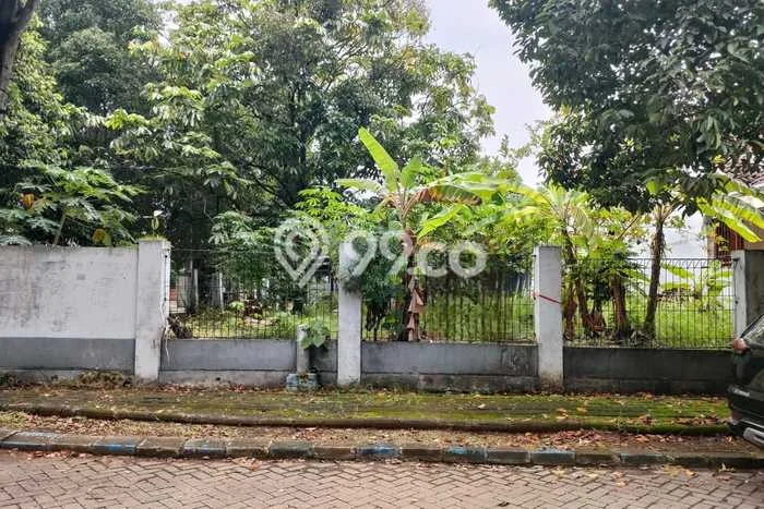 Lahan Kosong Dijual di Tangerang Selatan dengan Area 352m2 Lahan Kosong Dijual di Tangerang Selatan dengan Area 352m2