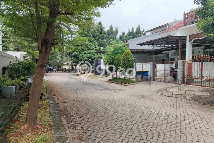 Lahan Kosong Dijual di Tangerang Selatan dengan Area 352m2 Lahan Kosong Dijual di Tangerang Selatan dengan Area 352m2