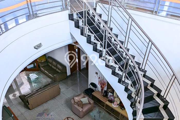 Dijual Rumah Premium dengan Fasilitas Sekitar Komplit di Menteng, Jakarta Pusat Dijual Rumah Premium dengan Fasilitas Sekitar Komplit di Menteng, Jakarta Pusat