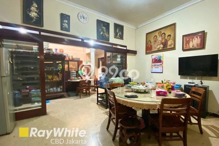 For Sale Rumah Mewah Exclusive di Tebet, Jakarta Selatan For Sale Rumah Mewah Exclusive di Tebet, Jakarta Selatan