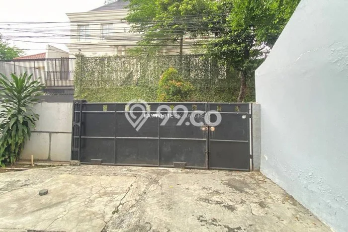 Rumah Elit Modern Siap Huni di Setiabudi Jakarta Selatan Rumah Elit Modern Siap Huni di Setiabudi Jakarta Selatan