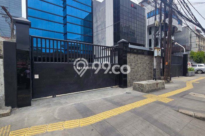Unit Kantor Dijual di Jakarta Pusat LT 1075m2 & LB 3500m2 Unit Kantor Dijual di Jakarta Pusat LT 1075m2 & LB 3500m2