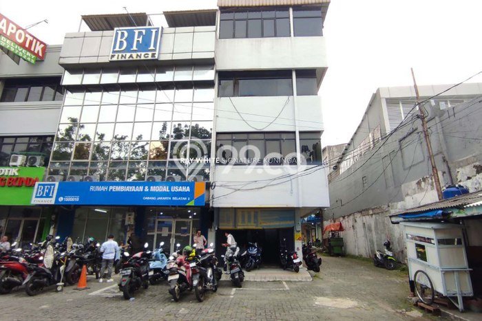 Gudang Dijual di Pasar Minggu LT 1m2, LB 320m2 untuk Investasi Gudang Dijual di Pasar Minggu LT 1m2, LB 320m2 untuk Investasi